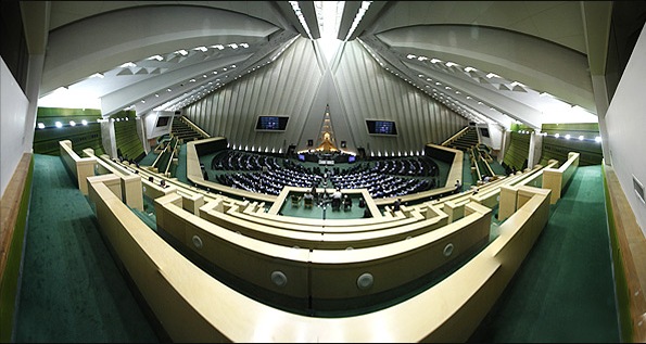 جزئیات جلسه غیرعلنی فردای مجلس درباره «الگوی جدید قراردادهای نفتی» جزئیات جلسه غیرعلنی فردای مجلس درباره «الگوی جدید قراردادهای نفتی»