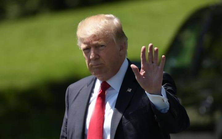 کارنامه کامل عملکرد دانلد ترامپ در ۱۰۰ روز اول ریاست جمهوری + تصاویر