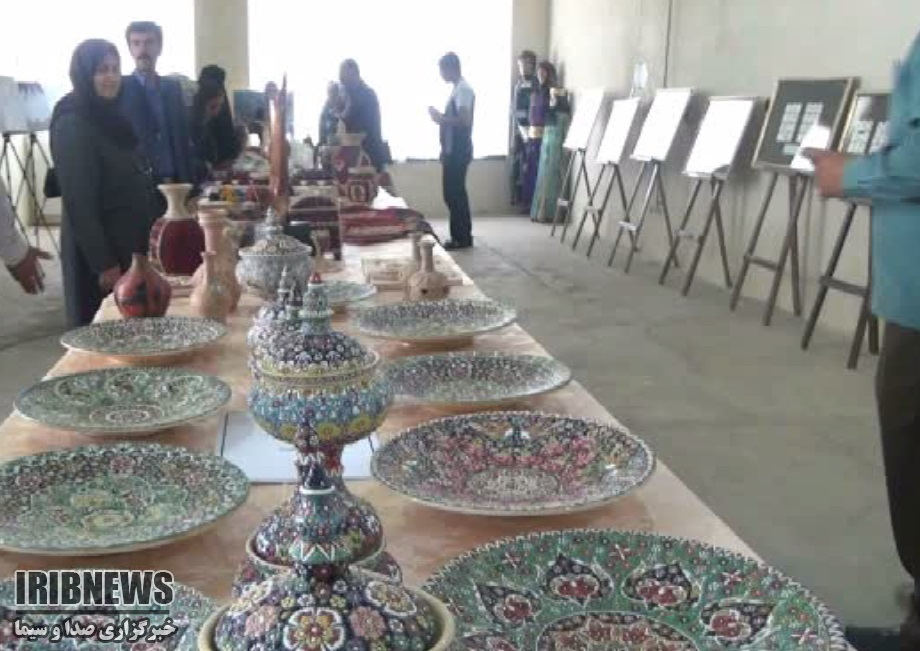 برپایی نمایشگاه تمبر و سکه در قروه