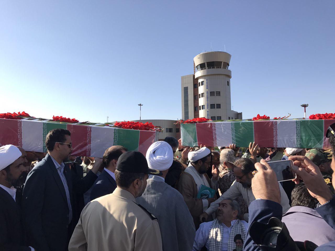 ورود پیکر 2 شهید گمنام به بیرجند