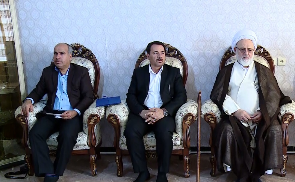 دیدار نماینده ولی فقیه در استان و امام جمعه ایلام با جانبازان