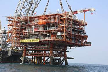 نصب دومین سکوی فاز ۱۴