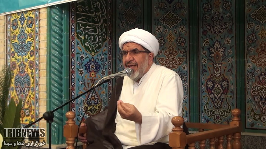 عمامه گذاری طلاب در روز عید غدیر