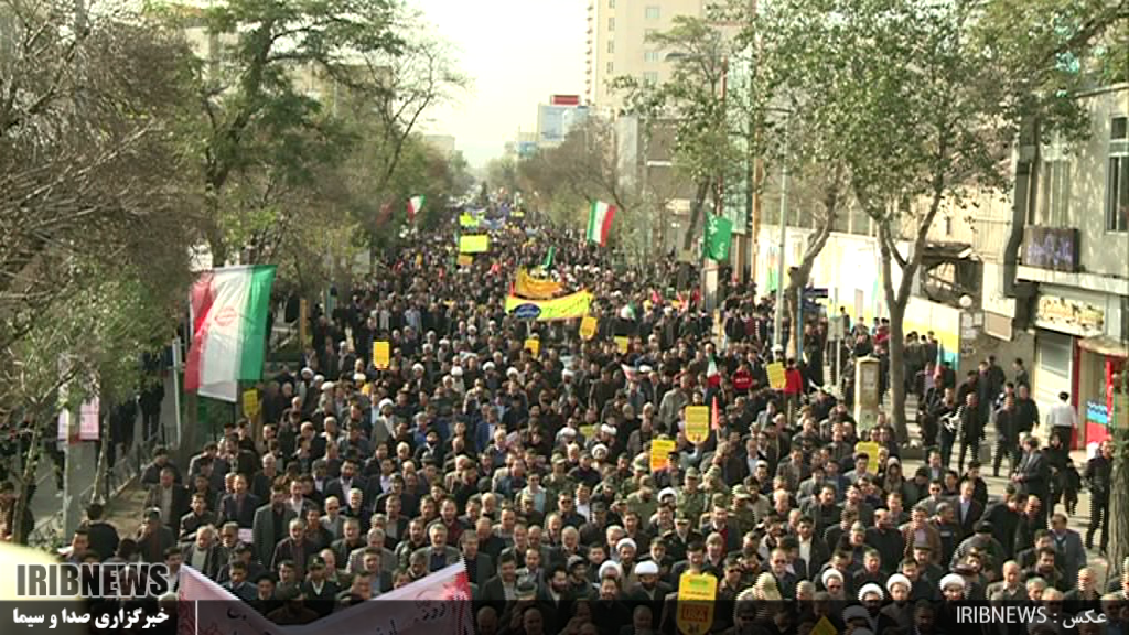 پایان راهپیمایی 13 آبان در اردبیل