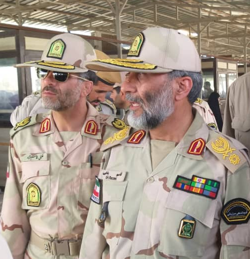 فرمانده مرزبانی کشور در جمع خبرنگاران در پایانه مرزی مهران: فرمانده مرزبانی کشور در جمع خبرنگاران در پایانه مرزی مهران: