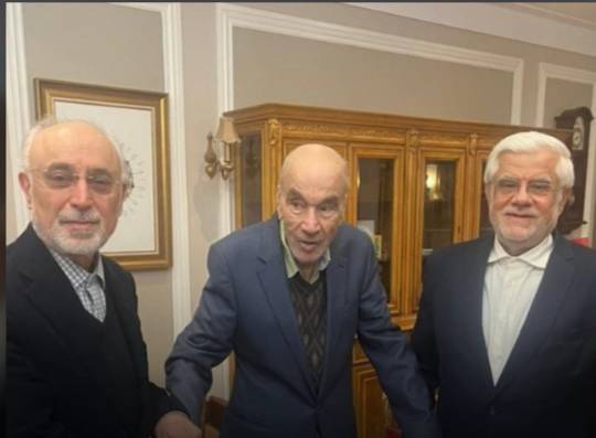 دیدار معاون اول رئیسجمهور با دکتر داوری اردکانی دیدار معاون اول رئیسجمهور با دکتر داوری اردکانی