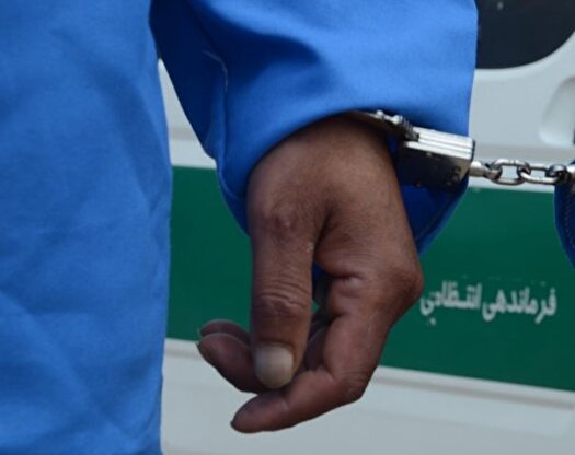 کشف ۳۰ قطعه شی عتیقه در منزلی در کهنوج