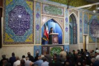 پرچم ایران با اقتدار در دست مردم جهان
