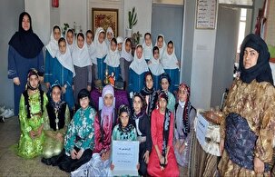 نمایش رنگ‌ها و آداب کهن در دبستان نور ایمان