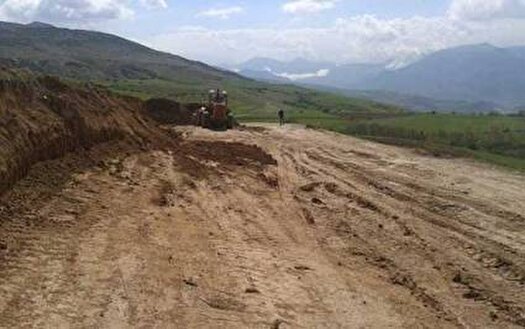 خرابی جاده روستای گلنگش به سمت دیلمان در شهرستان رودبار
