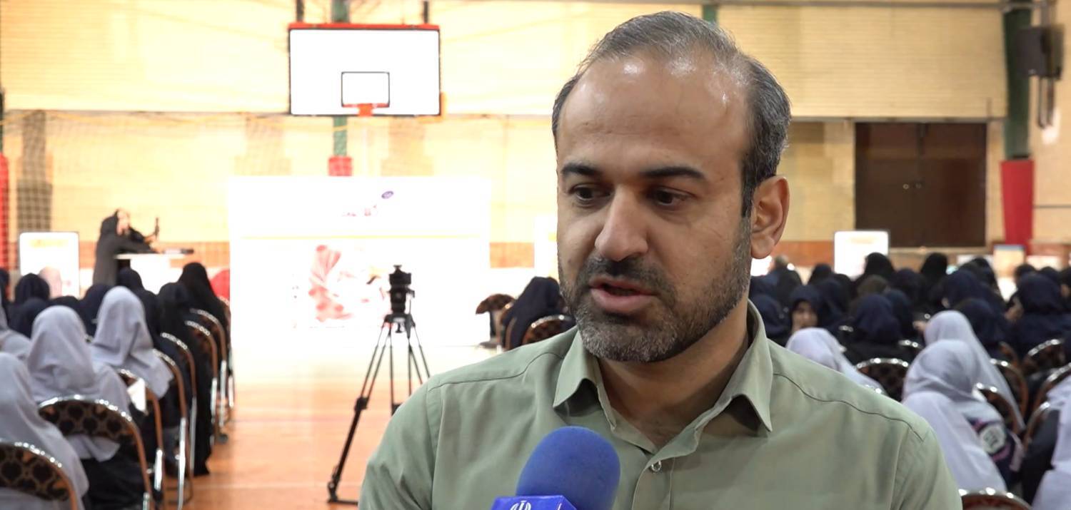 انتشار کتاب ریحانه سادات به خط بریل انتشار کتاب ریحانه سادات به خط بریل