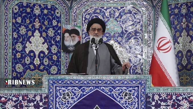 پاسخ رهبر انقلاب، ترامپ را تحقیر کرد