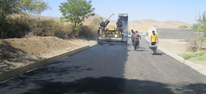 پایان پروژه بهسازی معابر روستای چشمه زورق ملایر