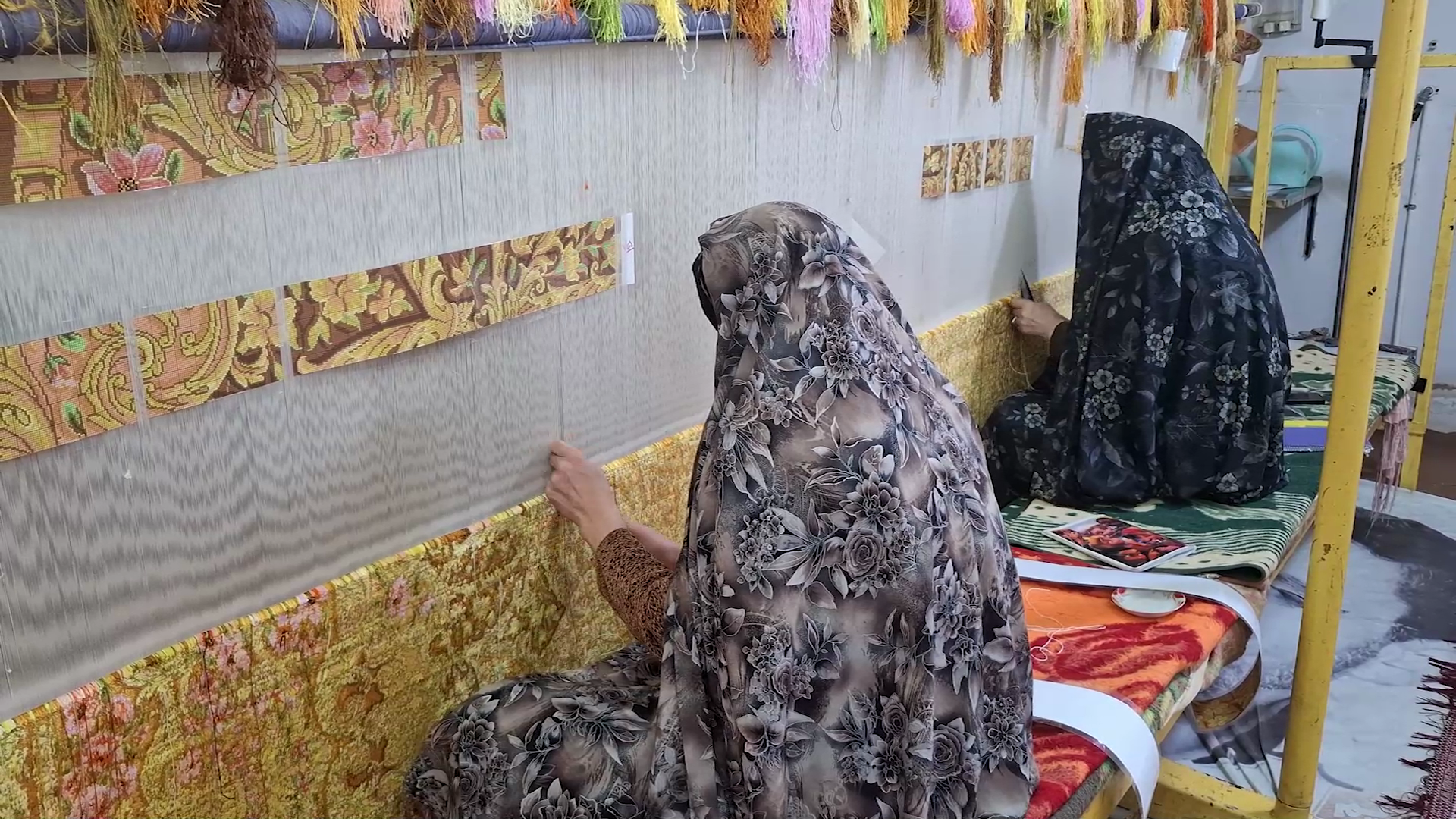 پرداخت ۸.۵ میلیارد تومان تسهیلات به بافندگان مستقل زنجانی پرداخت ۸.۵ میلیارد تومان تسهیلات به بافندگان مستقل زنجانی