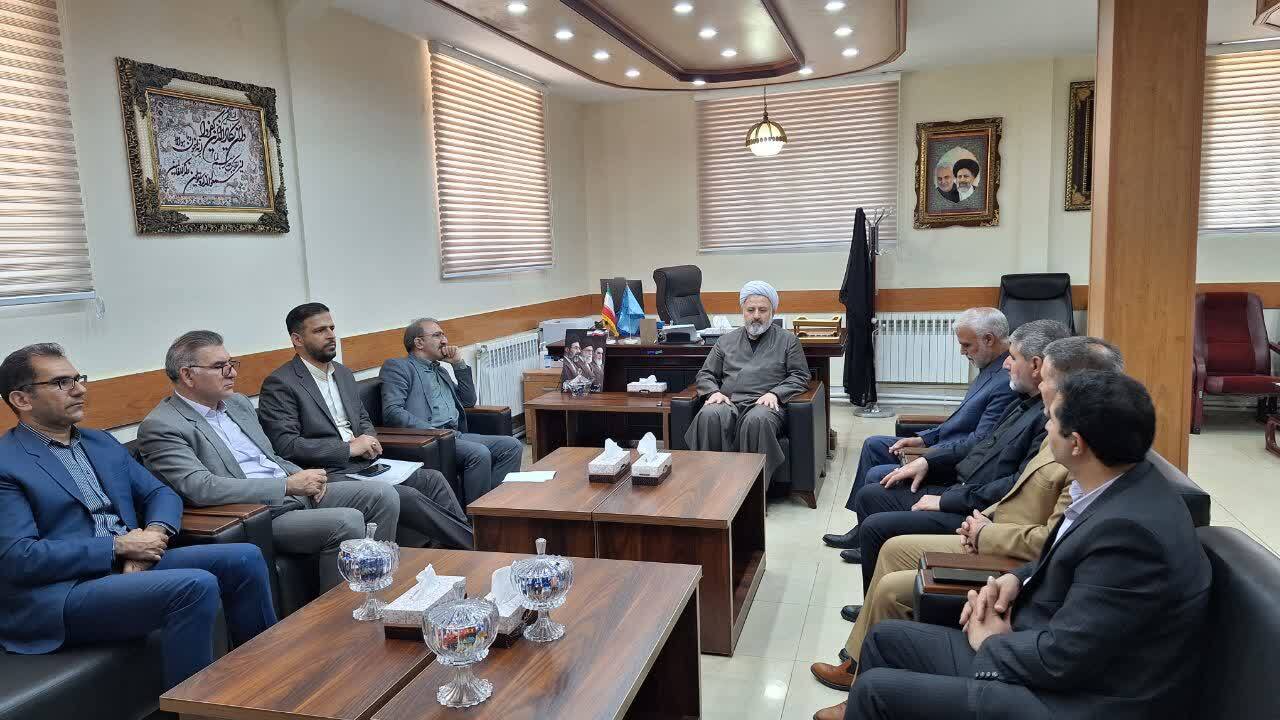 تأکید رئیس‌کل دادگستری لرستان بر بهره‌گیری از خرد  جمعی نخبگان